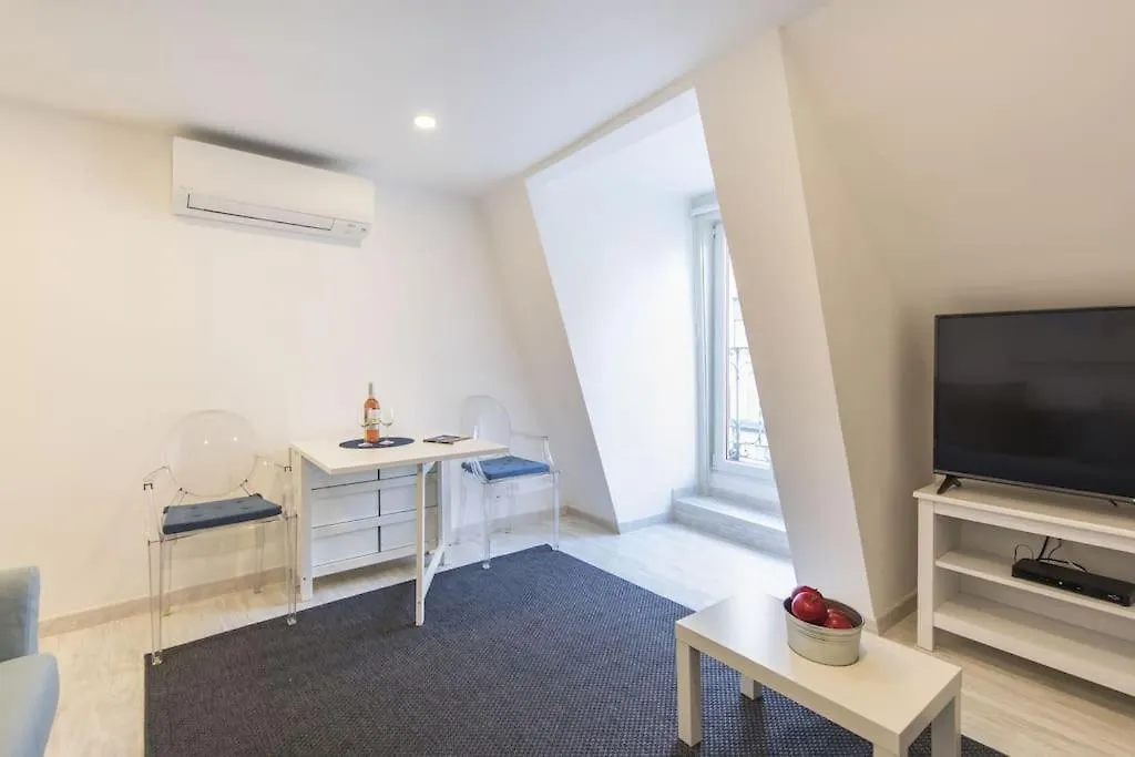 Duplex In Principe Real Apartment Lisbon 0*,  Portugal