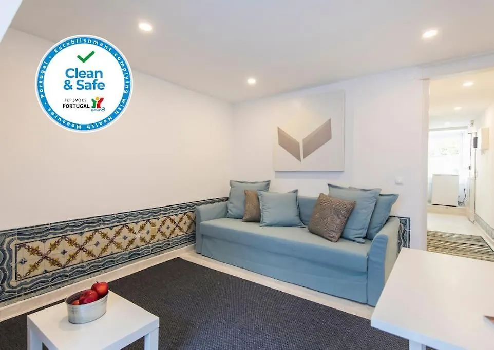 Duplex In Principe Real Apartment Lisbon